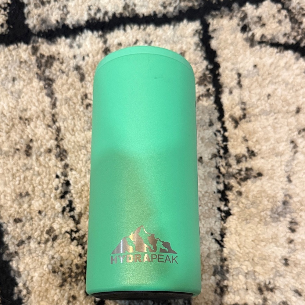 Hydrapeak Green Tumbler
